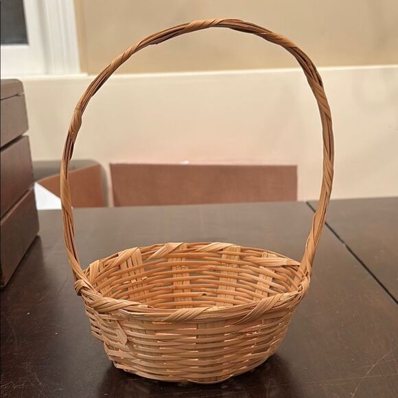 Vintage Mexico Woven Basket with Handle - Picture 1 of 5